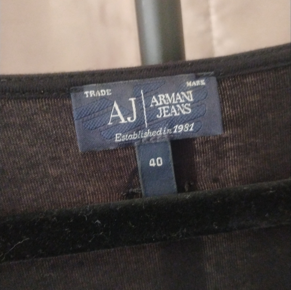 Armani Jeans Rhinestone Gems Short Sleeve Black Top Size 40, SZ S - Picture 7 of 7